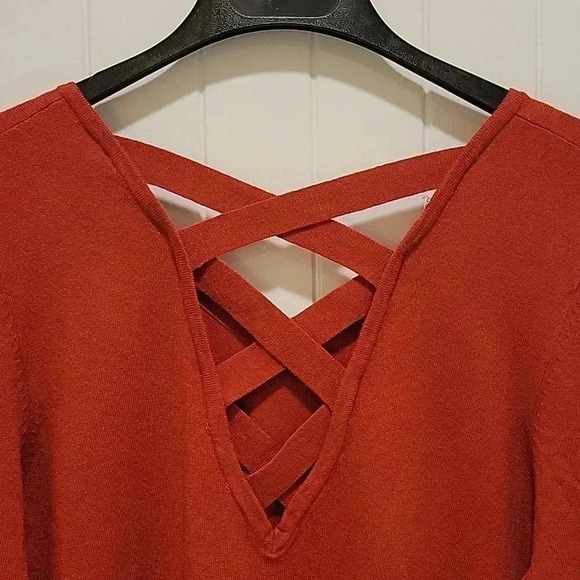 Love Ellie V Neck Lightweight Sweater Criss Cross V Back Burnt Orange Size XXL - Picture 6 of 8